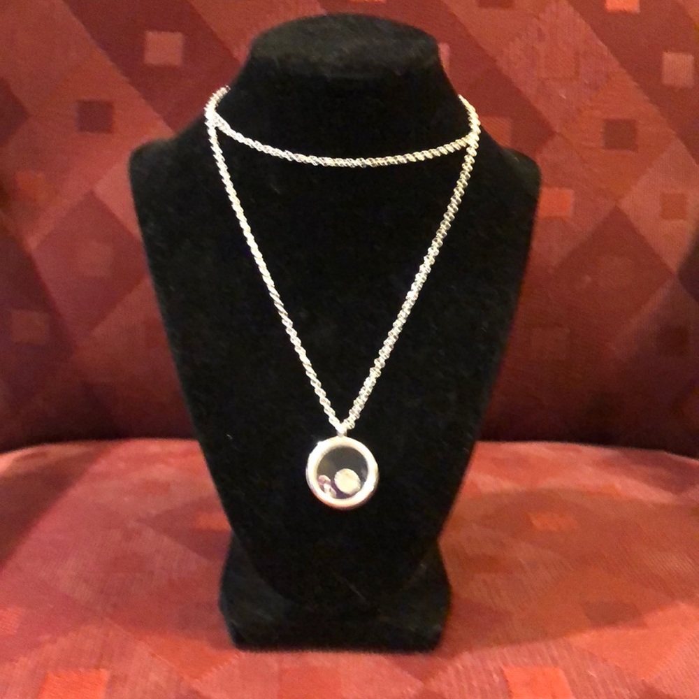 Hope Pendant Necklace